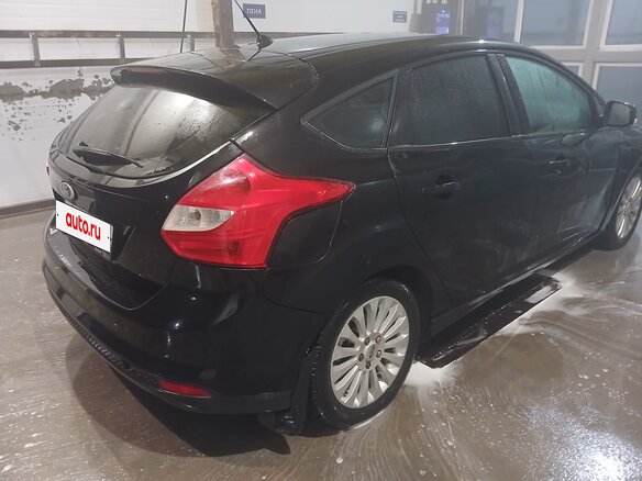 2012 Ford Focus III, чёрный, 560000 рублей - вид 3