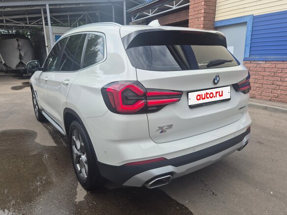 2021 BMW X3 20i xDrive III (G01) Рестайлинг, белый - вид 9