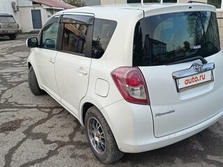 2009 Toyota Ractis I, белый, 750000 рублей, вид 4