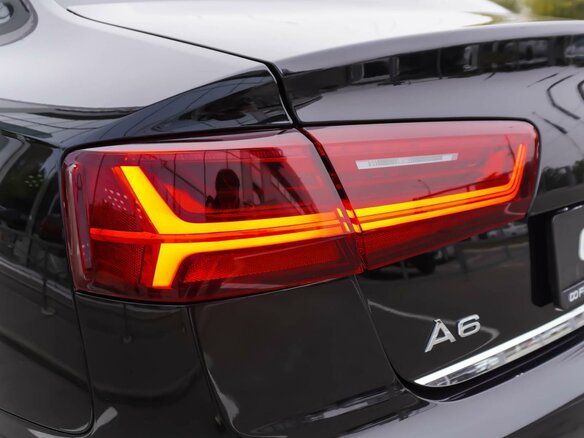 2015 Audi A6 IV (C7) Рестайлинг, чёрный, 2040000 рублей - вид 13