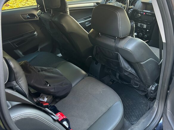 2010 Opel Astra H Рестайлинг, чёрный, 600000 рублей - вид 10