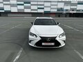 2018 Lexus ES 250 VII, белый, 4250000 рублей - вид 2