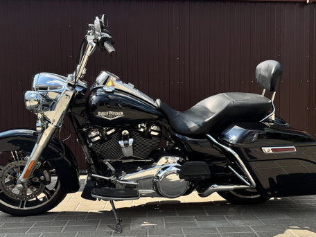 2021 Harley-Davidson Road King, чёрный, 1350000 рублей, вид 4