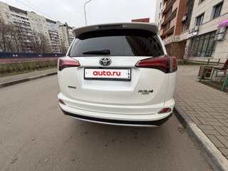 2017 Toyota RAV4 IV (XA40) Рестайлинг, белый, 2500000 рублей, вид 3