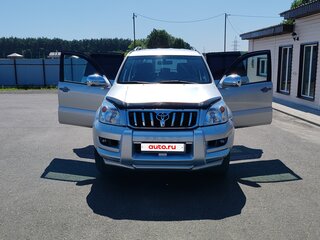 2007 Toyota Land Cruiser Prado 4-speed 120 Series Рестайлинг, серебристый, 2480000 рублей, вид 4