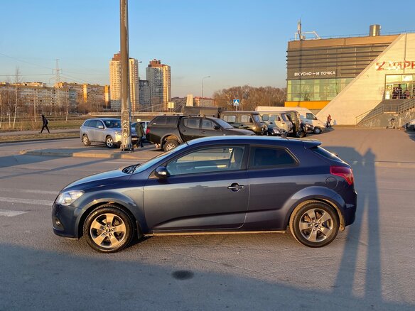 2011 Kia Ceed I Рестайлинг, синий, 680000 рублей - вид 10
