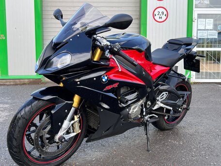 2016 BMW S 1000 RR, красный, 1555000 рублей, вид 4