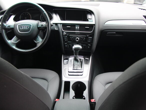 2012 Audi A4 IV (B8) Рестайлинг, чёрный - вид 2
