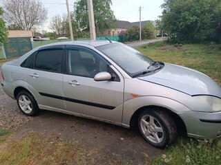 2004 Ford Focus I Рестайлинг, серебристый, 300000 рублей, вид 2