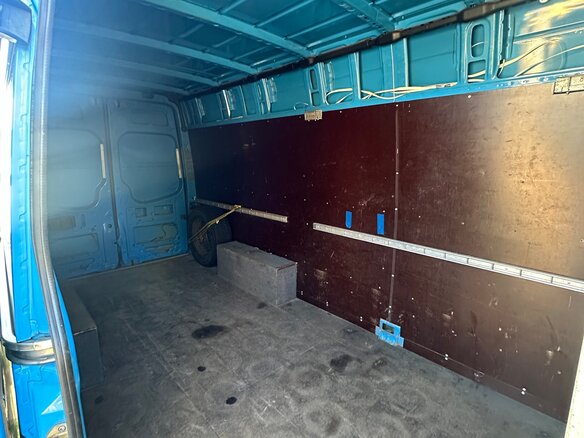 2007 Volkswagen Crafter, голубой, 1000000 рублей - вид 15