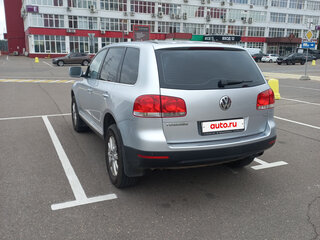 2006 Volkswagen Touareg I, серебристый, 1500000 рублей, вид 4