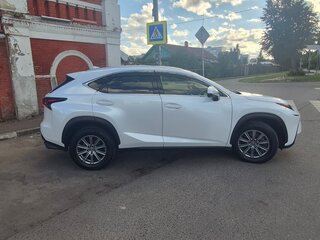 2019 Lexus NX 300 I Рестайлинг, белый, 3350000 рублей, вид 4