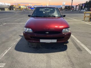 1997 Ford Escort V Рестайлинг 2, красный, 150000 рублей, вид 2