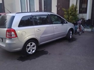 2008 Opel Zafira B Рестайлинг, серый, 550000 рублей, вид 3