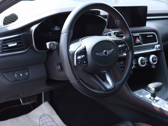 2021 Genesis G70 I Рестайлинг, белый, 3640000 рублей - вид 13
