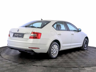 2020 Skoda Octavia III (A7) Рестайлинг, белый, 1635000 рублей, вид 5
