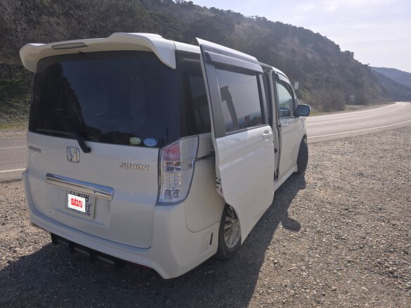 2010 Honda Stepwgn IV, белый, 1390000 рублей - вид 5