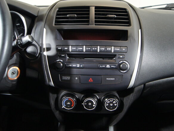 2012 Mitsubishi ASX I, серебристый - вид 10