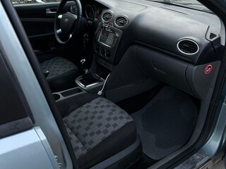 2009 Ford Focus II Рестайлинг, серый, 399000 рублей, вид 2