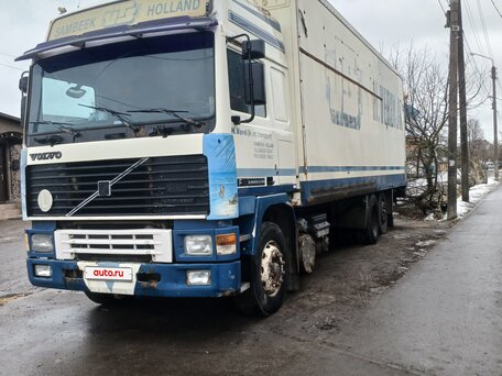 1992 Volvo F-Series, белый, 1500000 рублей, вид 5