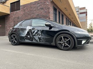 2010 Honda Civic VIII Рестайлинг, чёрный, 999999 рублей, вид 3
