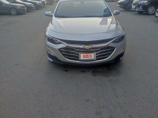 2019 Chevrolet Malibu IX Рестайлинг, серебристый, 1450000 рублей, вид 1