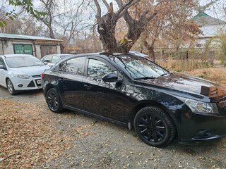 2012 Chevrolet Cruze I, чёрный, 750000 рублей, вид 4