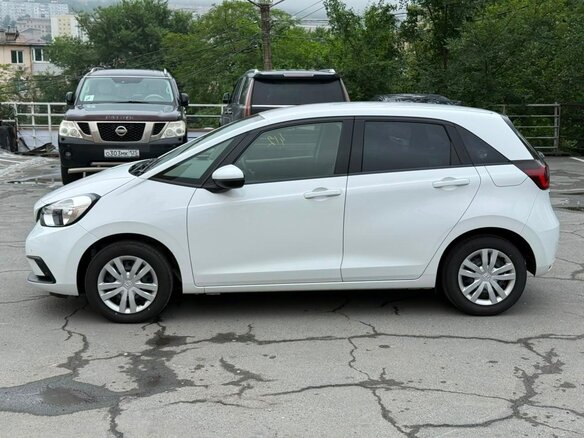 2022 Honda Fit IV, белый - вид 7