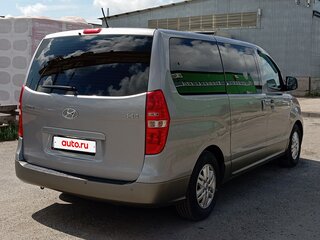 2016 Hyundai H-1 II Рестайлинг, серебристый, 2120000 рублей, вид 3