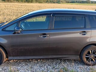 2012 Toyota Wish II Рестайлинг, серебристый, 1400000 рублей, вид 4