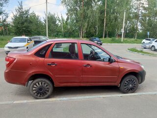 2013 Lada (ВАЗ) Granta I, серебристый, 220000 рублей, вид 2