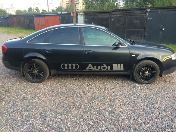 1999 Audi A6 II (C5), чёрный - вид 1