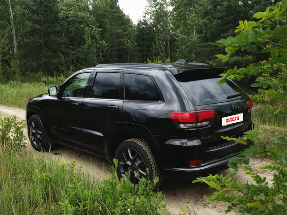 2020 Jeep Grand Cherokee IV (WK2) Рестайлинг, чёрный, 4800000 рублей - вид 4