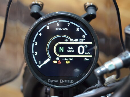 2025 Royal Enfield Himalayan, чёрный, 615000 рублей, вид 3