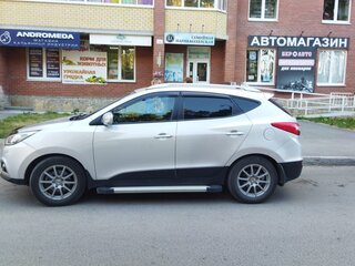 2015 Hyundai ix35 I Рестайлинг, серебристый, 1550000 рублей, вид 4