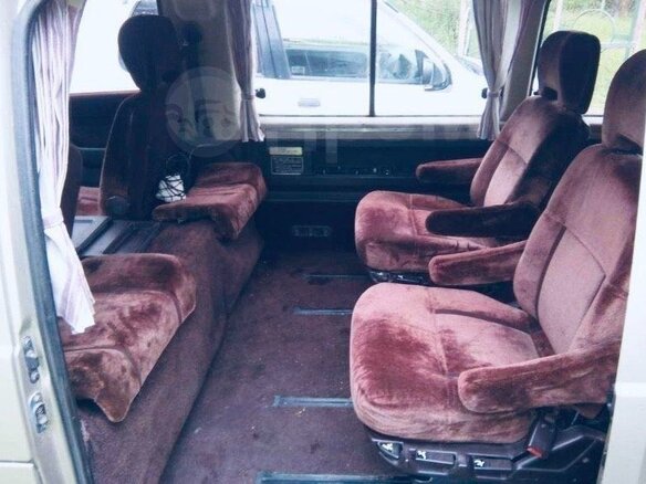 1987 Mitsubishi Delica III, серый, 500000 рублей - вид 6