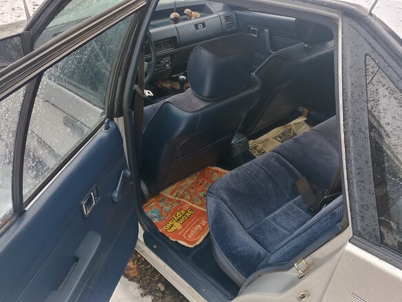 1985 Mazda 626 II (GC), серебристый, 49000 рублей - вид 7