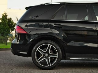 2015 Mercedes-Benz GLE 400 I (W166), чёрный, 5300000 рублей, вид 4
