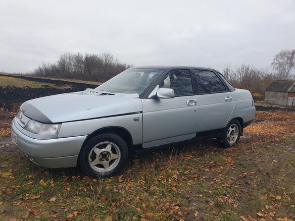 2002 Lada (ВАЗ) 2110, серебристый, 115000 рублей - вид 5