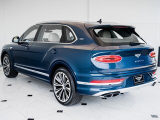 2022 Bentley Bentayga I Рестайлинг, синий, 24649846 рублей, вид 2