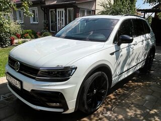 2019 Volkswagen Tiguan II, белый, 2500000 рублей, вид 1