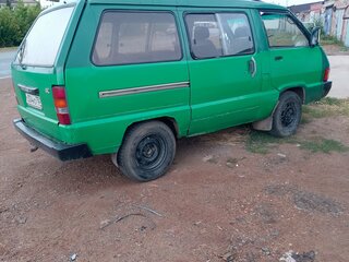1987 Toyota Lite Ace III, зелёный, 150000 рублей, вид 5