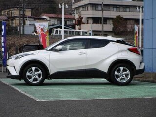 2017 Toyota C-HR I, белый, 1430000 рублей, вид 4