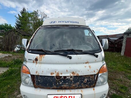 2011 Hyundai Porter II, белый, 510000 рублей, вид 2