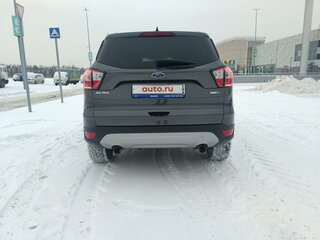 2018 Ford Kuga II Рестайлинг, серый, 2000000 рублей, вид 5