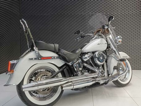 2019 Harley-Davidson Softail Deluxe, белый, 1800000 рублей, вид 4