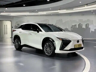 2024 Lexus RZ 450e, белый, 6350010 рублей, вид 3
