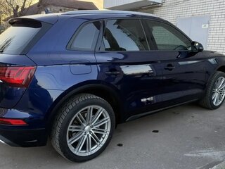 2021 Audi Q5 45 TFSI II (FY) Рестайлинг, синий, 5050000 рублей, вид 4