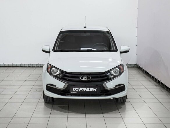 2023 Lada (ВАЗ) Granta I Рестайлинг, белый, 749000 рублей - вид 2