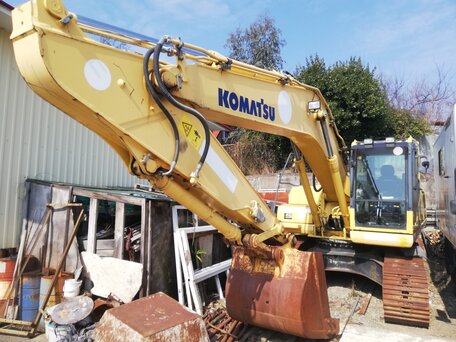 2013 Komatsu PC200-8, жёлтый, 12700000 рублей, вид 1